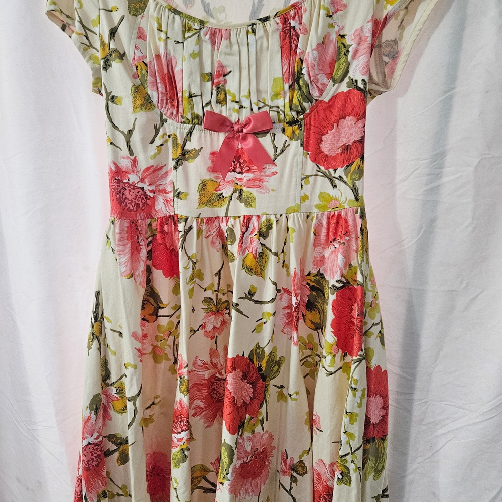 Medium Pinup Couture Pinup Girl Clothing Floral Ericka Dress By Laura Byrnes
